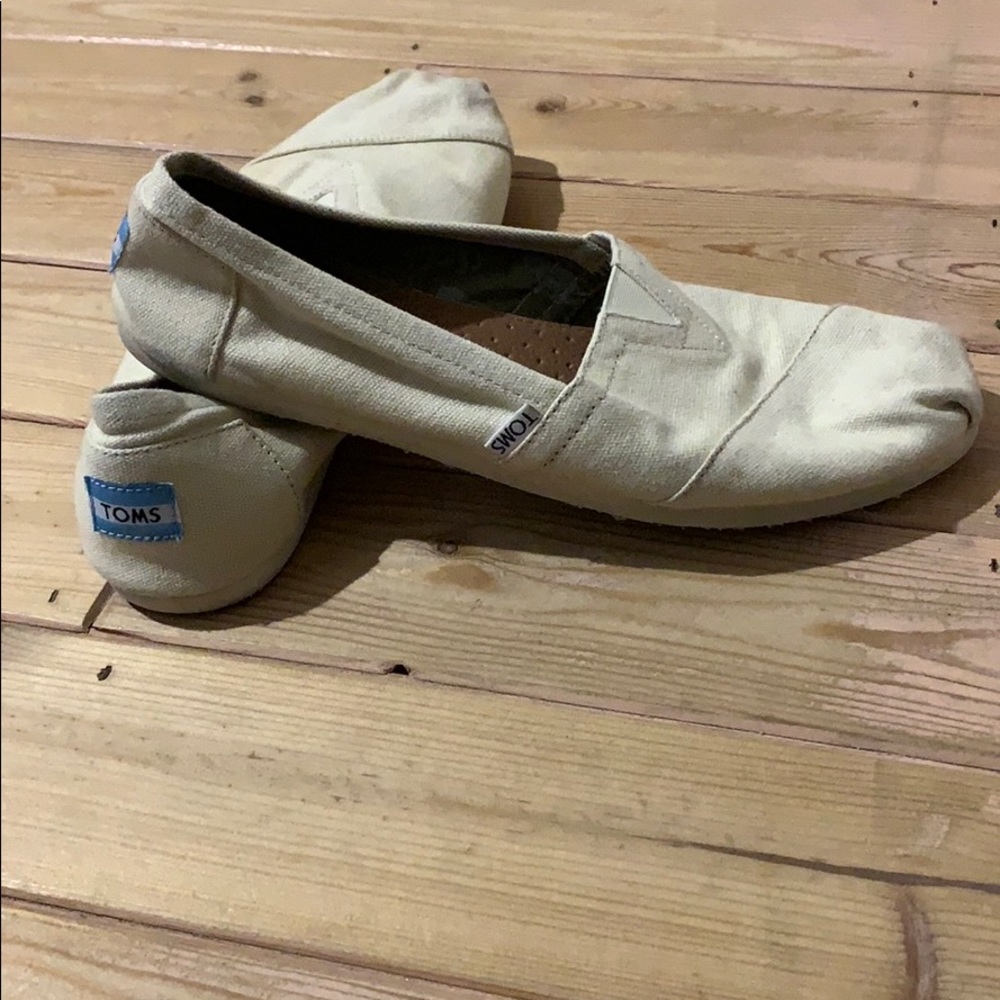 Ivory Toms GENTLY USED
